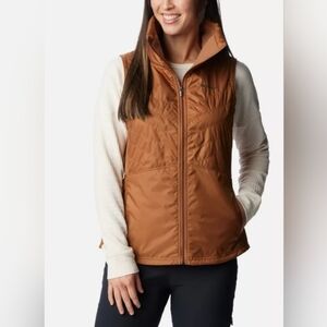 Columbia Women's mix's it around 2 vest,camel Brown Quilted Vest,Outdoor, Size L